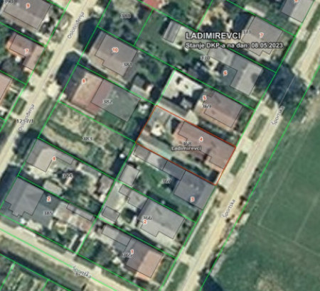 Kuća, Športska ulica, Ladimirevci, 31550 Valpovo