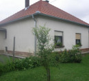 Kuća - u udjelu ½, Na kamni, 9231 Beltinci