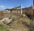 Proizvodno poslovna zgrada, poljoprivredna zemljišta, Potočari, 75430 Srebrenica, Bosna i Hercegovina