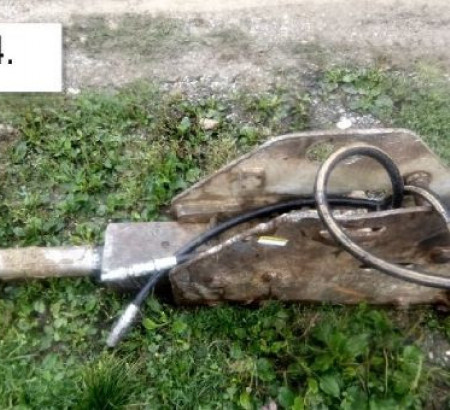 Udarni čekić za bager
