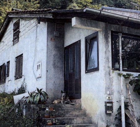 Stambeno gospodarska zgrada - u udjelu ½, Senožeče, 6224 Senožeče