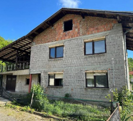 Kuća, Rošpoh - del, 2000 Maribor