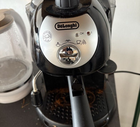 Aparat za kavu Delonghi