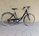 Ženski bicikl Btwin Elops 100, muški bicikl Balance Classic