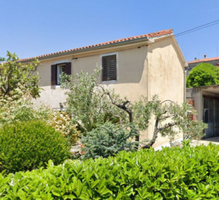 Kuća, Malija, 6310 Izola
