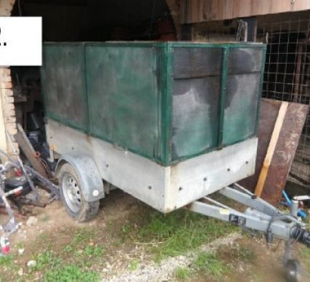 Auto prikolica
