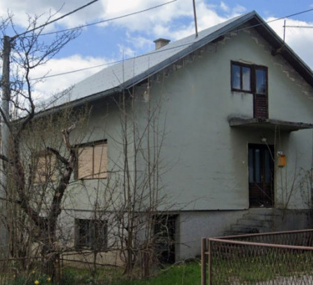Kuća, Ulica svete Ane, 47304 Plaški