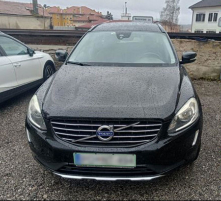 Volvo XC60 TD AWD D4 Momentum, godina 1. reg. 2015