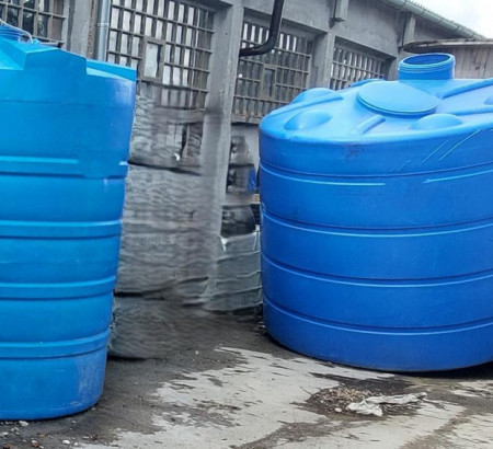 Plastični rezervoar za vodu