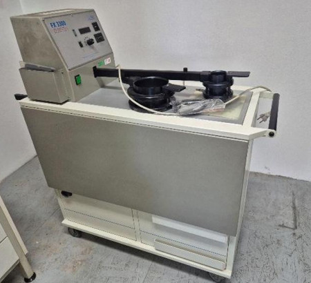 Stroj za testiranje propusnosti Textest FX 3300 III, godište 2000