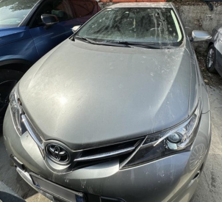 Toyota Auris, godište 2013