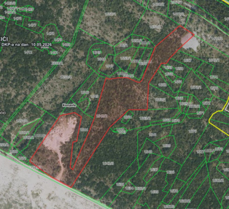 Građevinsko zemljište - u udjelu 4047/11672, Močići, 20213 Čilipi