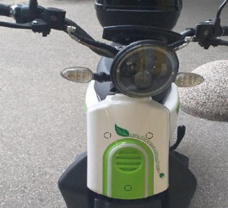Električni motor Eurocka CKA Express, godina 1. reg. 2020