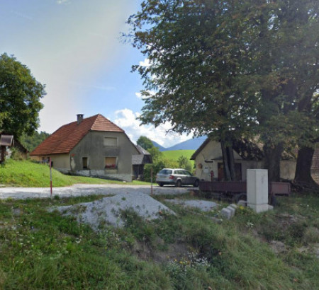 Farma - u udjelu ½, Zgornji Motnik, 1221 Motnik