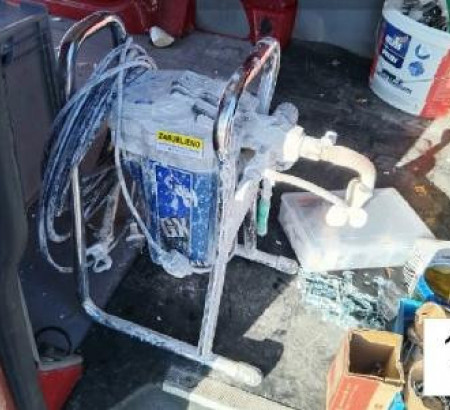 Uređaj za nanošenje boje Graco