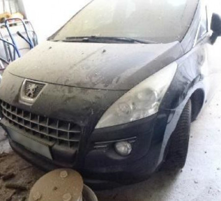 Peugeot 3008 1.6 HDI, godina 1. reg. 2010
