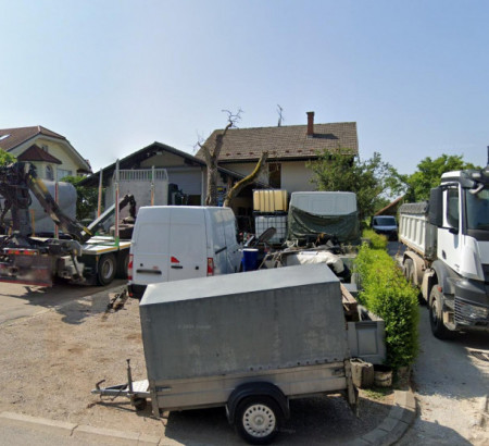 Kuća - u udjelu ½, Dvorje, 4207 Cerklje na Gorenjskem