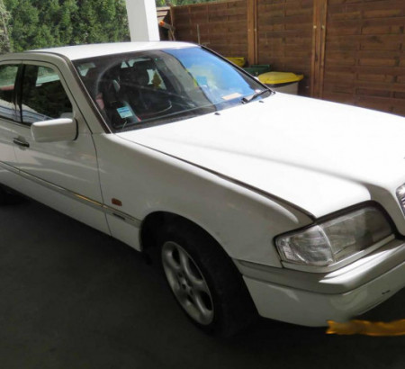 Mercedes-Benz C180, godište 1994