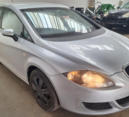 Seat Leon 1.6, godina 1. reg. 2005