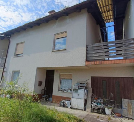Kuća - u udjelu ½, Petrovče, 3301 Petrovče