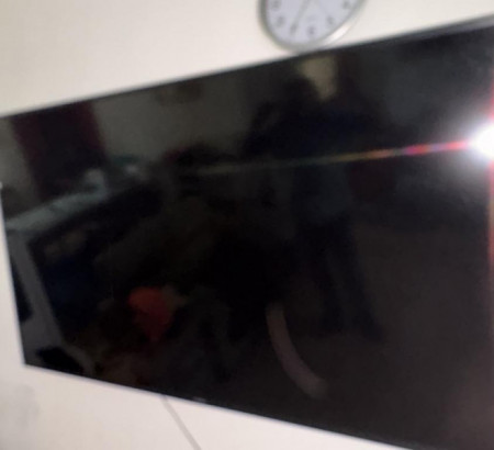 LCD TV Samsung UE60KU6072U