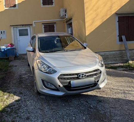Hyundai i30 CW 1.6 CRDI, godište 2015
