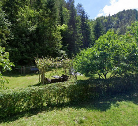Građevinsko zemljište - u udjelu ½, Log, 8294 Boštanj