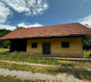 Kuća, Komolec, 1332 Stara Cerkev
