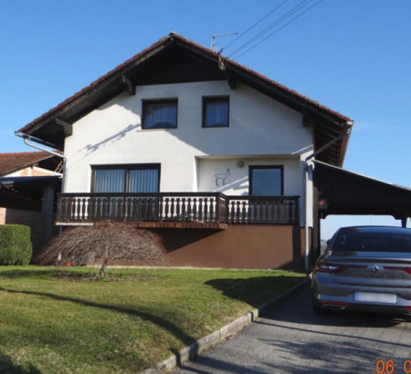 Kuća - u udjelu ½, Kapele, 8258 Kapele