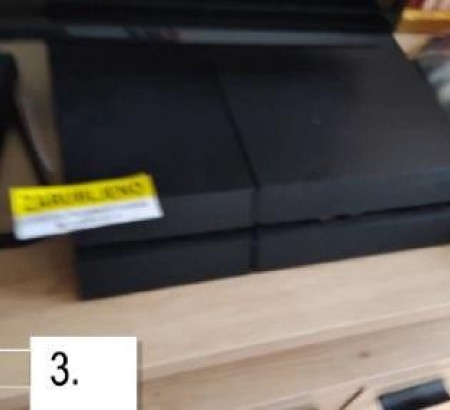 Igraća konzola Sony Playstation 4