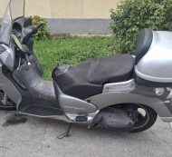 Aprilia Scarabeo, godište 2002